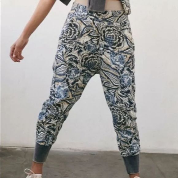 Free People June Bug Jogger Slouchy Blue Black Tan - Picture 1 of 4